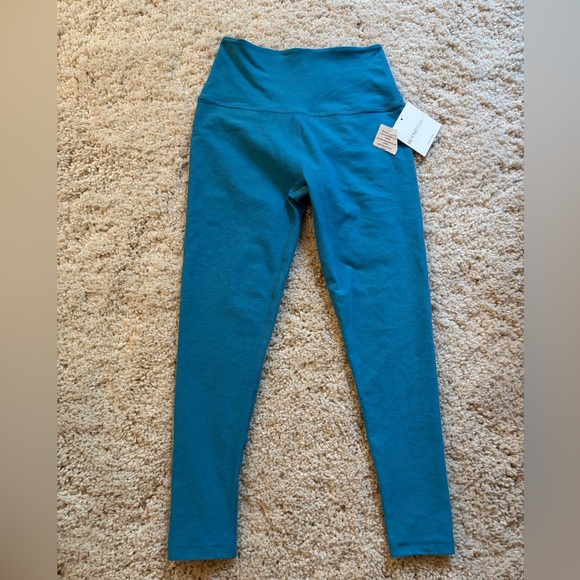 Beyond yoga women’s medium leggings. New with tags. - Picture 1 of 2